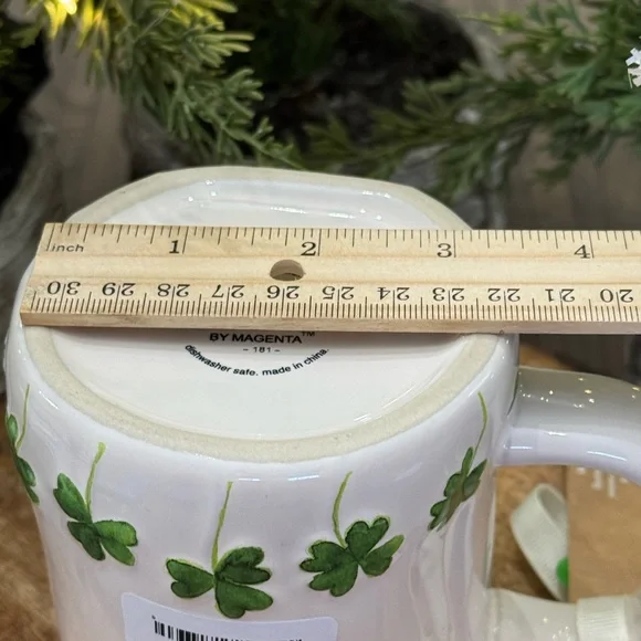 🍀 Brand NEW w/Tags Rae Dunn LUCKY Mug w/Four-Leaf Clover Border - Spring 2025 🍀 - Picture 10 of 10